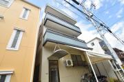広島電鉄宇品線宇品五丁目駅まで徒歩4分
