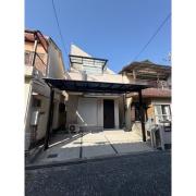 枚方市樟葉野田1-40-2 2階建