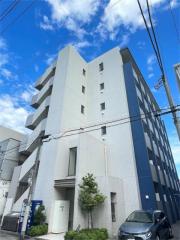 ＪＲ根岸線石川町駅までバス約17分 徒歩1分