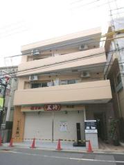 京王線初台駅まで徒歩2分