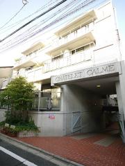 地下鉄東西線二条城前駅まで徒歩2分