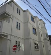 小田急小田原線参宮橋駅まで徒歩8分