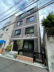 ラドゥスール新中野