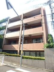 ＪＲ総武線（各駅停車）東中野駅まで徒歩1分