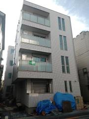 I′s Court Oji