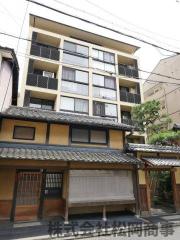 ヴィラスタジオーネ御所南