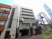 地下鉄東西線西１８丁目駅まで徒歩2分