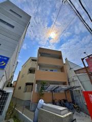 南海本線湊駅まで徒歩13分