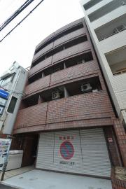 広島電鉄宇品線日赤病院前駅まで徒歩9分