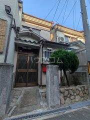 服部寿町2丁目テラスハウス