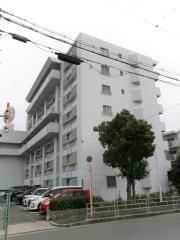 市営井高野住宅6号館