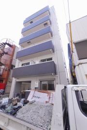 プラム平間