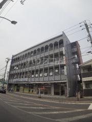 平和マンション