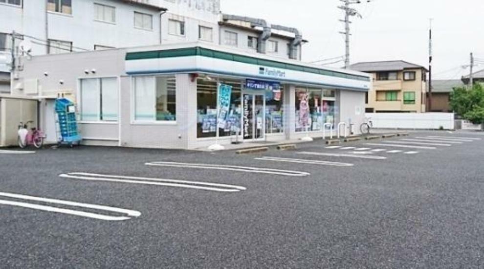 ファミリーマート彦根小泉店