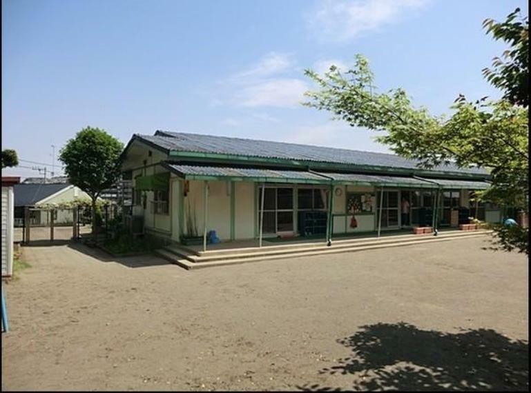 横浜市川島保育園 くつろいだ雰囲気の中で、子どもの様々な欲求を適切に満たし、健康の保持と安全な生活が営める環境作りをしていくことが、だいじなことと考えております