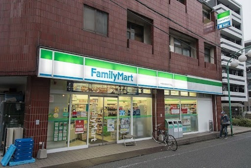 ファミリーマート中野大和町四丁目店