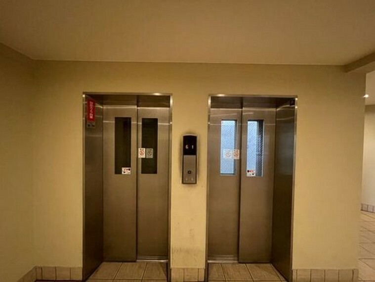 エレベーター2基有り。