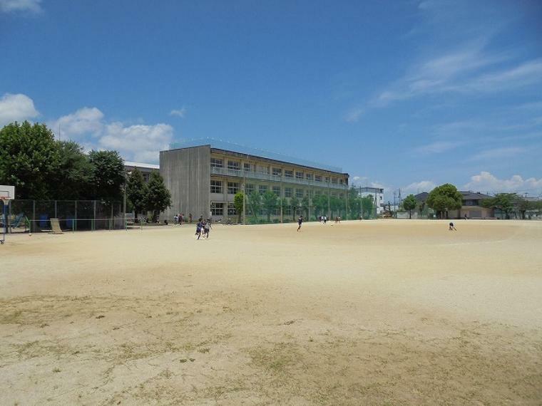 【小学校】朝倉第二小学校まで1151m