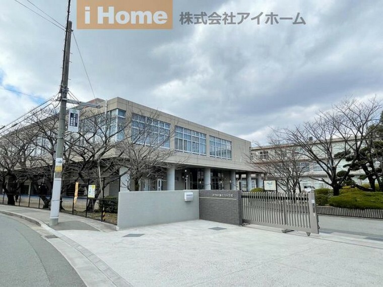 加古川市立加古川中学校 徒歩8分。