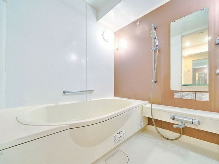 浴室　※画像はCGにより家具等の削除、床・壁紙等を加工した空室イメージです。