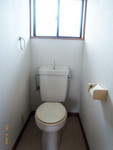 2階トイレ<BR/>室内（2023年6月）撮影