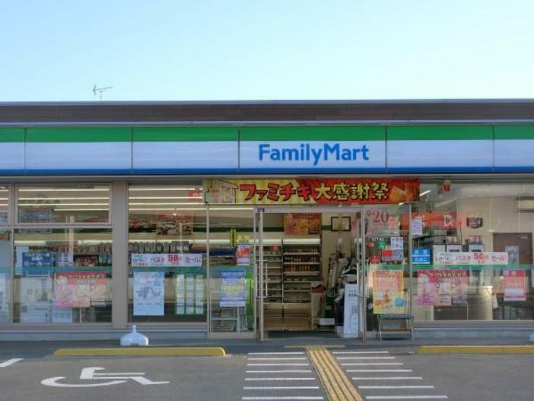 ファミリーマート東松山神明町店