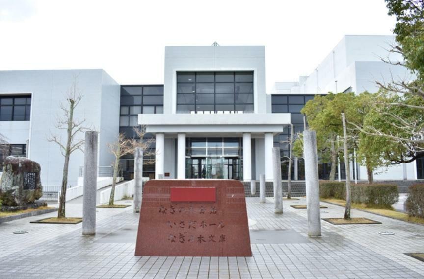 磐田市立竜洋図書館
