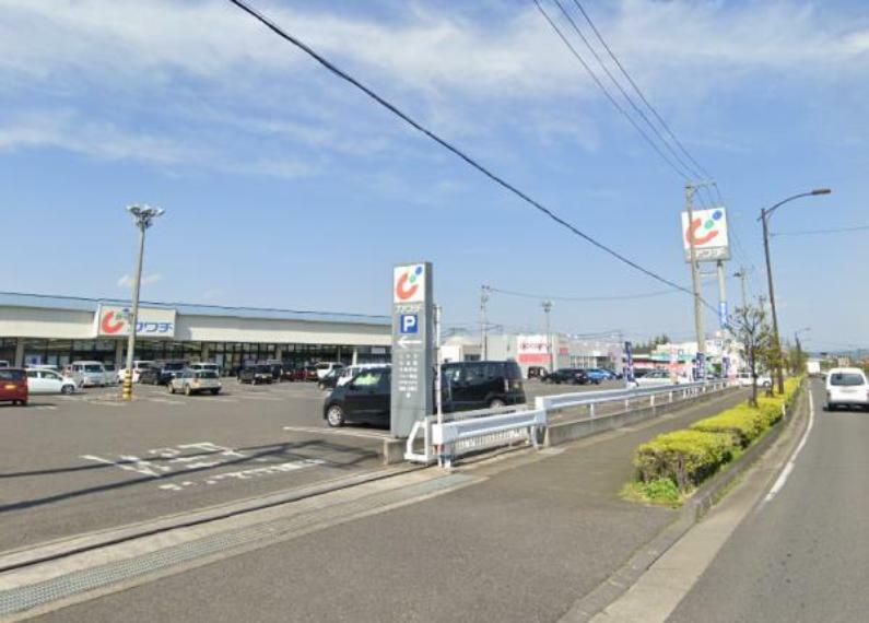 【周辺環境】カワチ薬品大槻店様まで700m（徒歩9分）