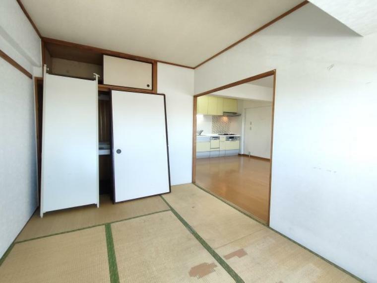 ・Japanese-style room 落ち着いた雰囲気の和室付き！