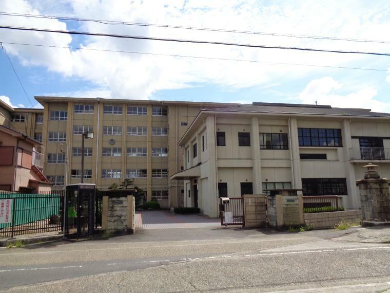 稲沢中学校