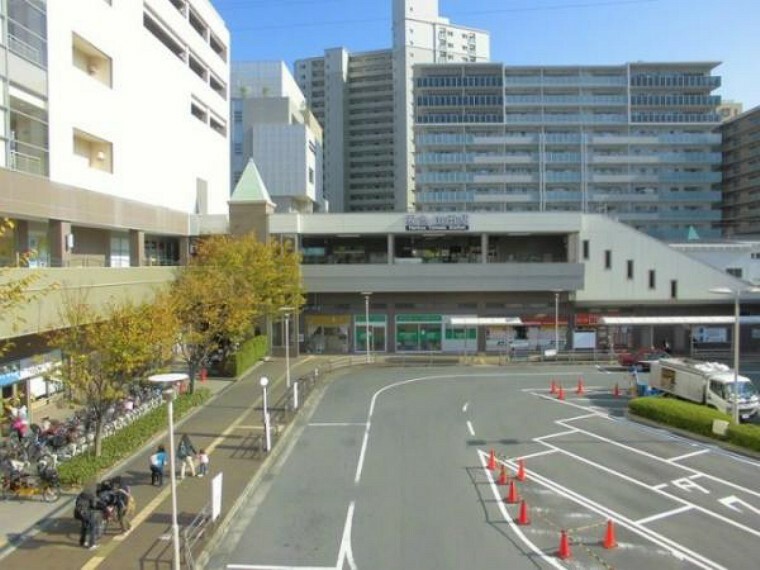 阪急千里線・大阪モノレール「山田」駅