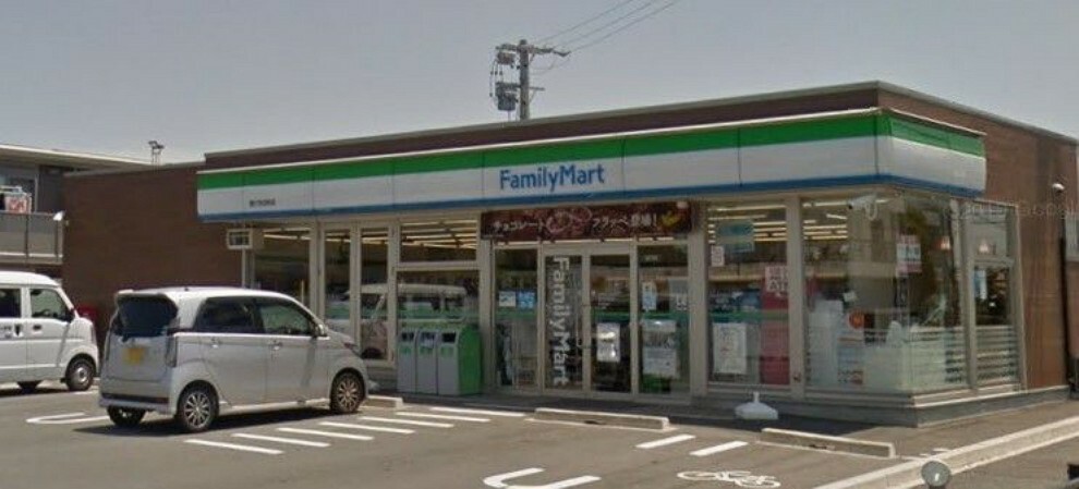 ファミリーマート豊川市田町店