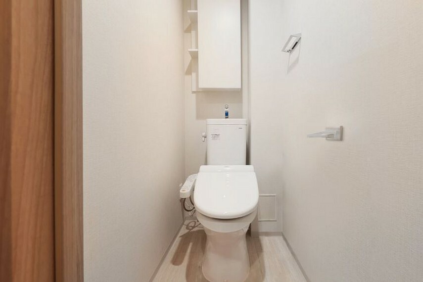 トイレ※画像はCGにより家具等の削除、床・壁紙等を加工した空室イメージです。