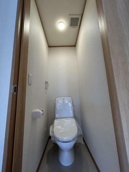 【同仕様画像】トイレは新品に交換予定です。