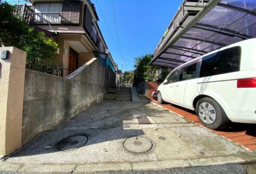 《駐車場》　■駐車場1台可能。（車種に依る）