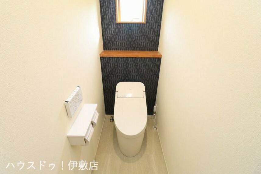 【トイレ】タンクレストイレでスッキリとした空間！