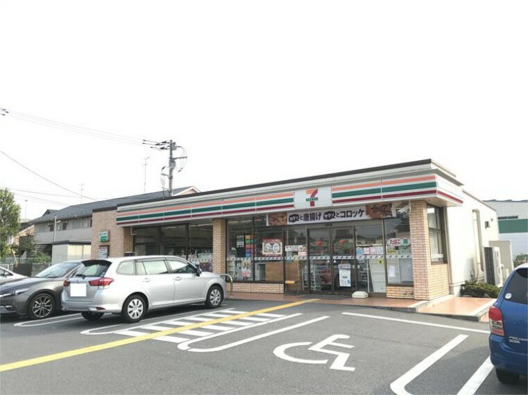 セブンイレブン 鴻巣氷川町店