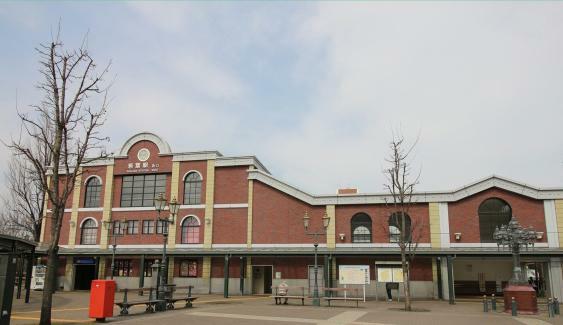 若葉駅（1900m）