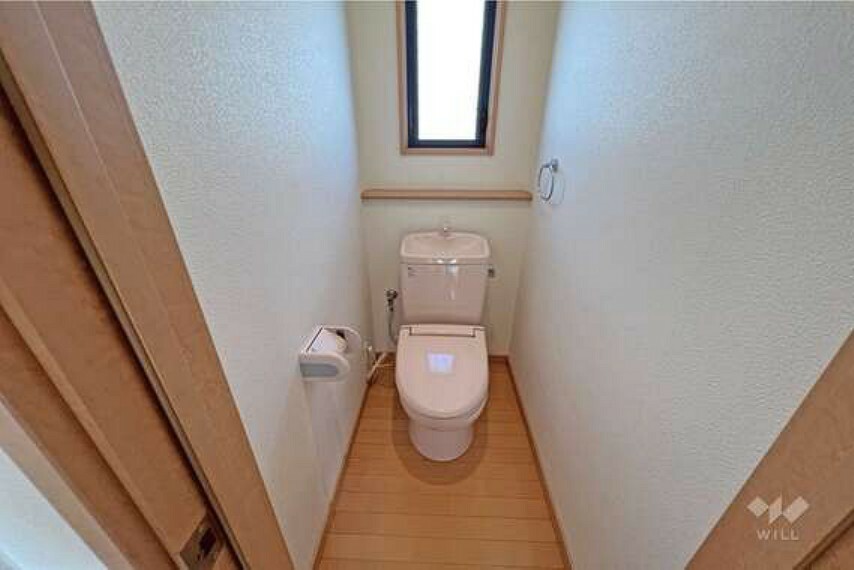2階トイレ1階と計2つトイレがありますので、ご家族で暮らしてもタイミングが合わないということも少なくなりそうです。