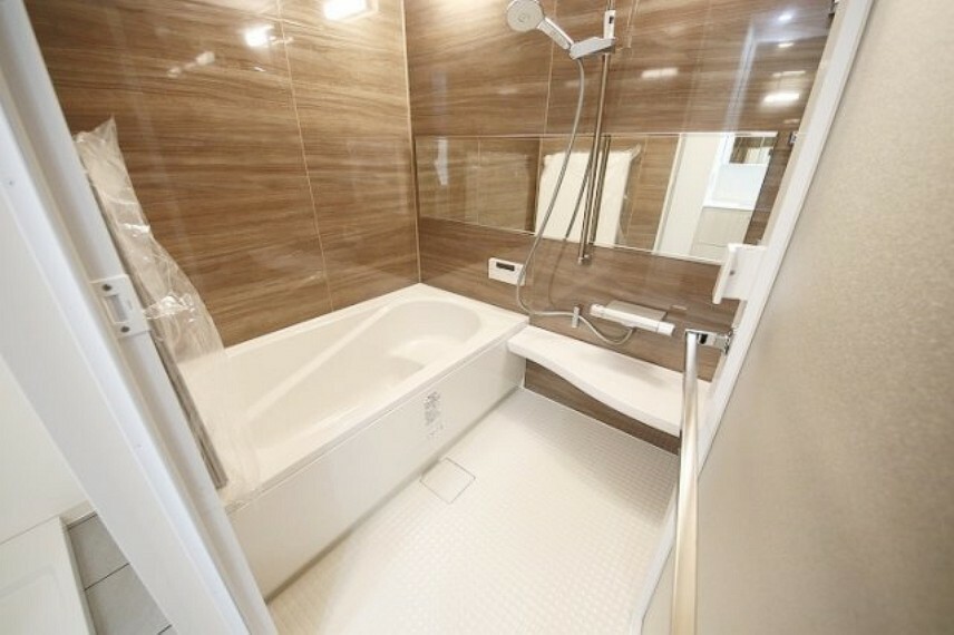 浴室換気乾燥暖房機付ユニットバスは広々1坪タイプ