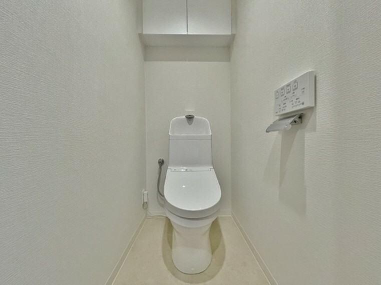 TOTO製洗浄機能一体型トイレ。