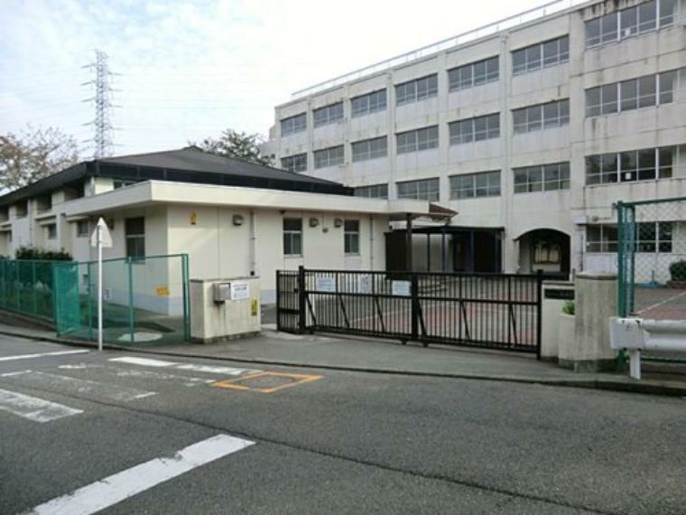 【中学校】横浜市立南希望が丘中学校まで1418m