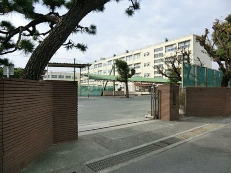【小学校】横浜市立希望ヶ丘小学校まで414m