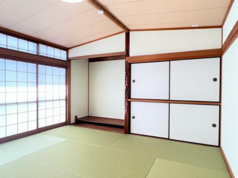 【リフォーム済】和室は聚楽壁の塗装、天井のクロス張替、畳の表替えをしました。