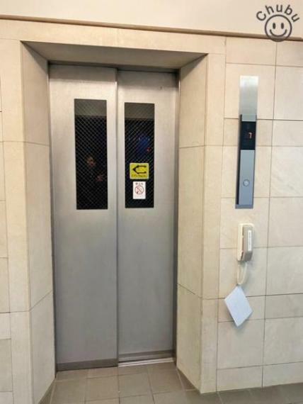 安心のエレベーターつき