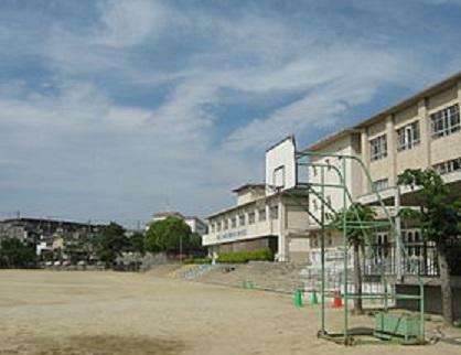 寝屋川市立第六中学校<BR/>大阪府寝屋川市成田町3-6