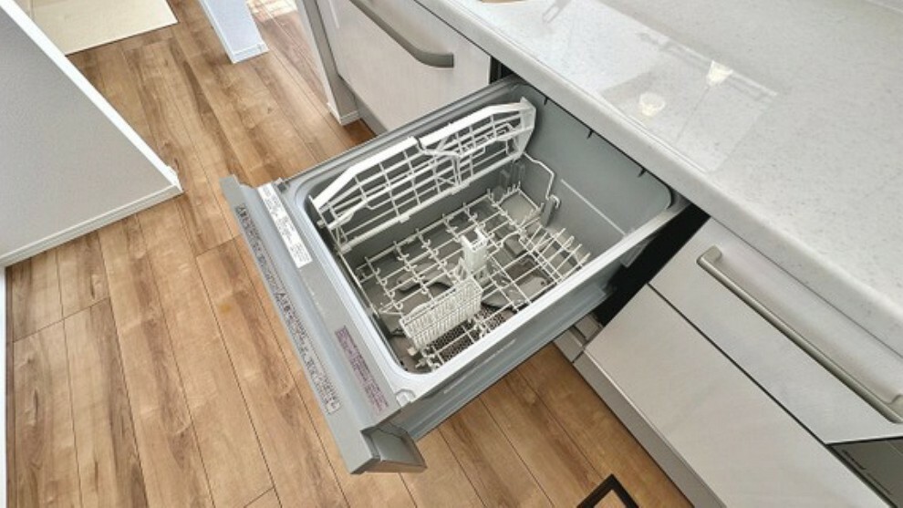【食洗器】食器洗乾燥機付きでご家族の食器もスッキリ！