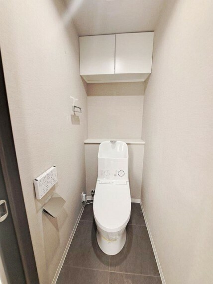 トイレにはウォシュレット機能を標準装備。