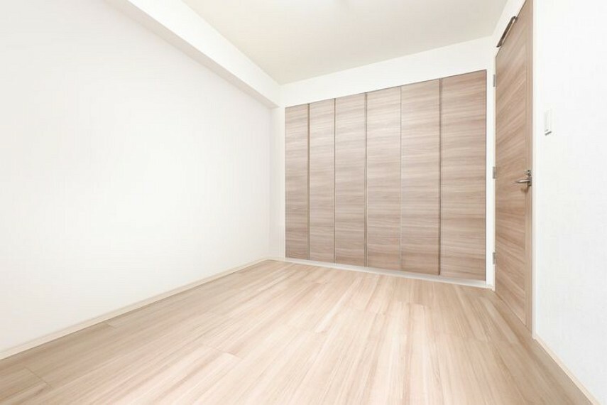約6.0帖の洋室　※画像はCG により家具等の削除、床・壁紙等を加工した空室イメージです。