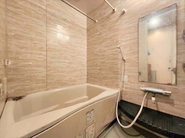 ■浴室には、追い焚き機能・浴室暖房換気乾燥機付き